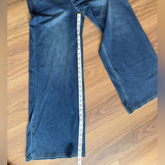 Halara Flex High Waisted Pockets Baggy Wide Leg Stretchy Denim Jeans Sz Medium - Picture 9 of 15
